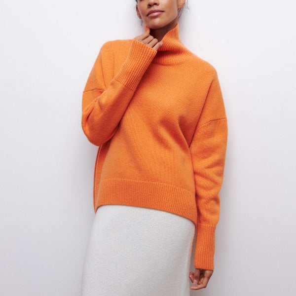 Agata Turtleneck Sweater – Warmth and Style for Cold Days